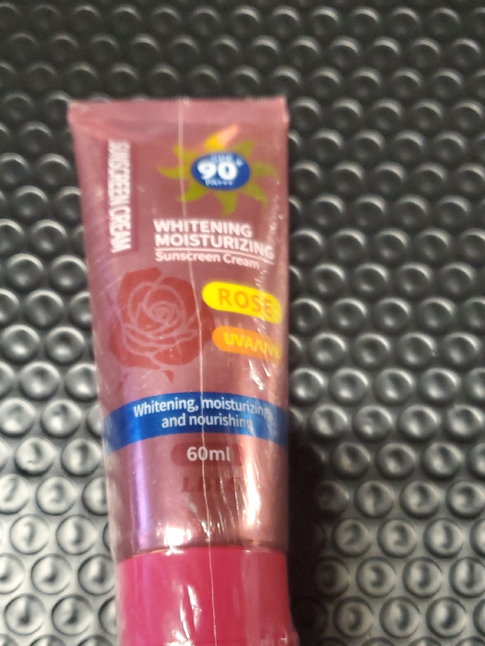 Whitening Moisturizing Rose Sunscreen Cream - Pink